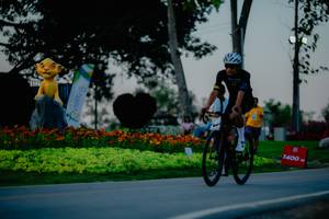 BIB: 
                            <button type="button" onclick="openModal(26181106)" class="btn btn-primary btn-sm float-right btn-popup" data-toggle="modal" data-target=".modal-high-quality">
                        <i class="fas fa-shopping-cart"></i> Add to Cart
                    </button>
                                            <button type="button" onclick="isThisMe(26181106, true)" class="btn btn-success btn-sm float-right btn-popup btn-isme hidden" data-toggle="tooltip" data-placement="bottom" title="นี่คือรูปของคุณใช่ไหม คลิกที่นี่เพื่อเอาเข้าอัลบั้ม">
                        <i class="fas fa-plus"></i> Add to album
                    </button>
                    <button type="button" onclick="isThisMe(26181106, false)" class="btn btn-warning btn-sm float-right btn-popup btn-isnotme hidden">
                        <i class="fas fa-ban"></i> Remove from album
                    </button>